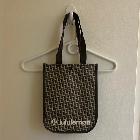 Lululemon Red, Black, and Gray Bags - Picture 15 of 17